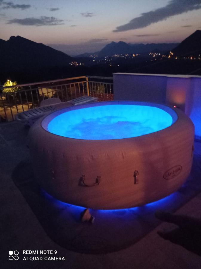 Holiday Home Horizonte With Jacuzzi Gornja Brela Luaran gambar