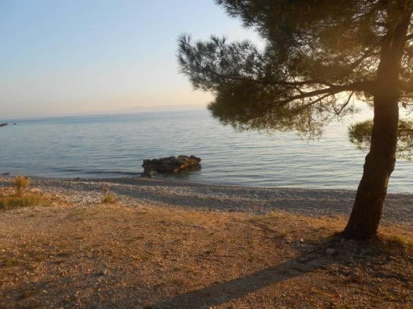 Holiday Home Horizonte With Jacuzzi Gornja Brela Luaran gambar