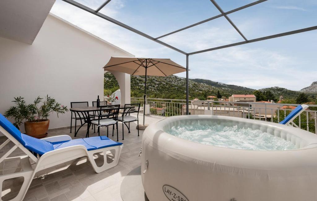 Holiday Home Horizonte With Jacuzzi Gornja Brela Luaran gambar