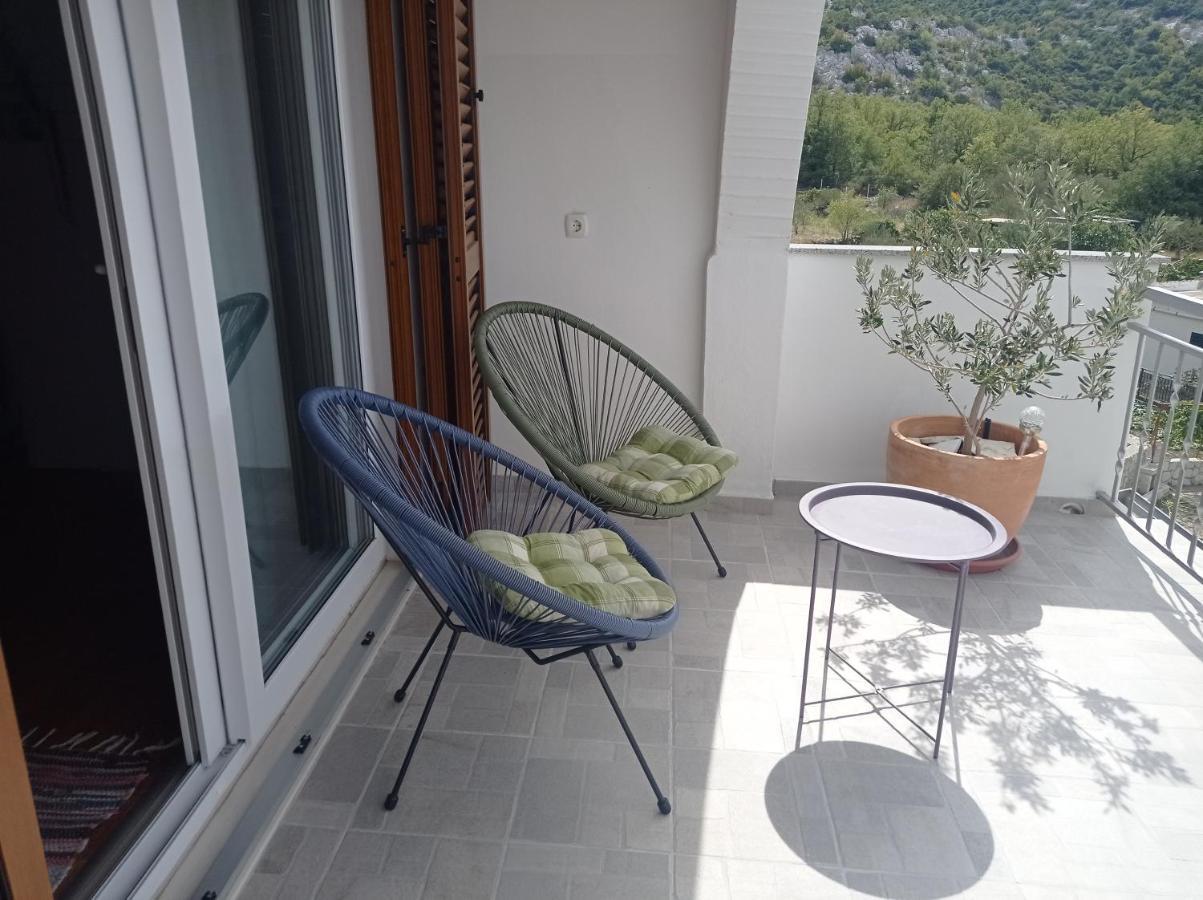 Holiday Home Horizonte With Jacuzzi Gornja Brela Luaran gambar