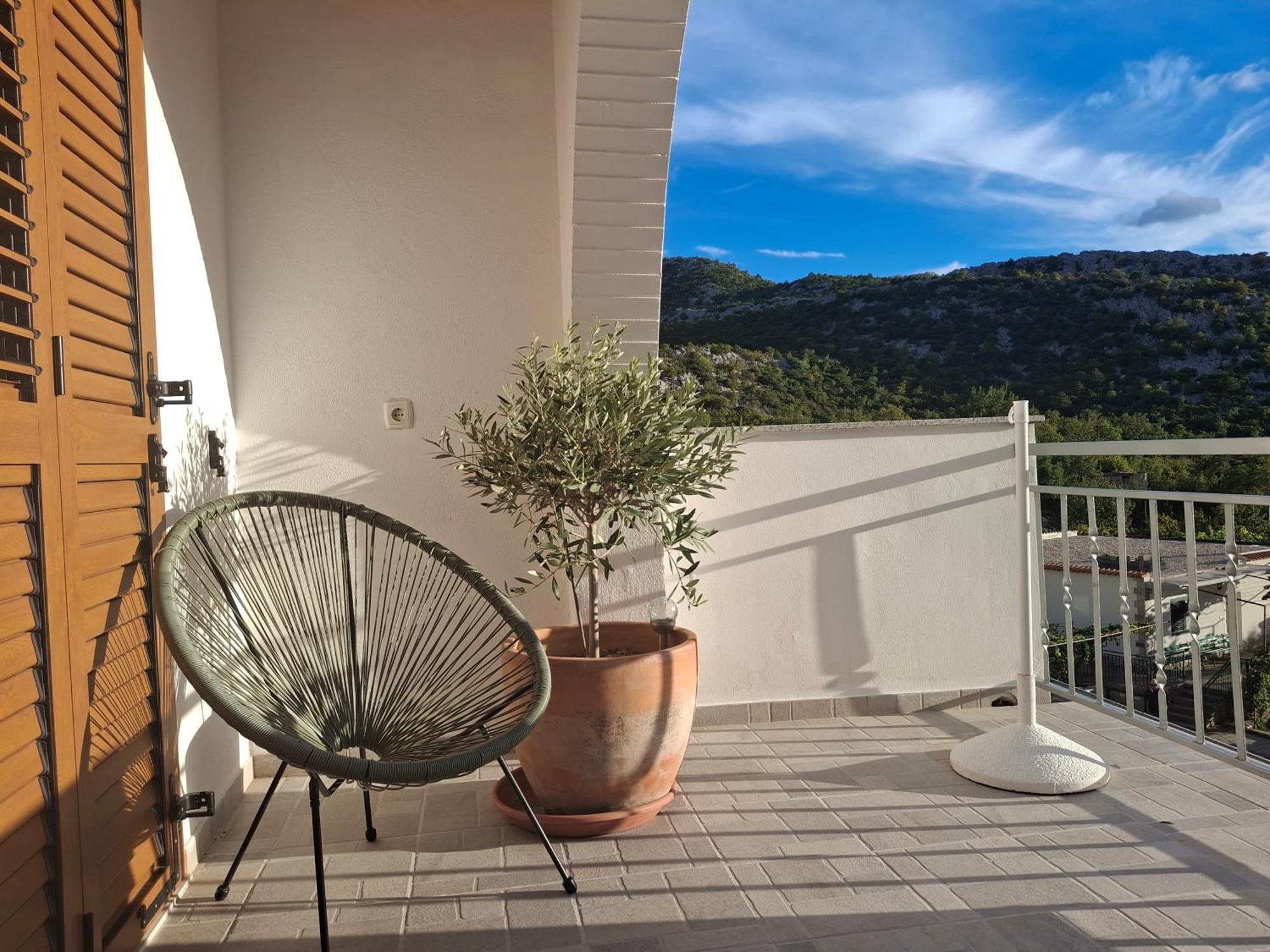 Holiday Home Horizonte With Jacuzzi Gornja Brela Luaran gambar