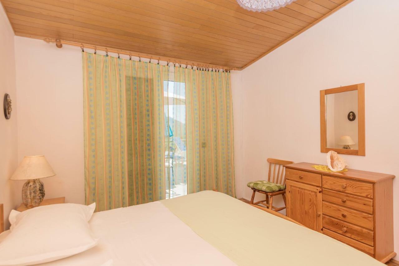 Holiday Home Horizonte With Jacuzzi Gornja Brela Luaran gambar
